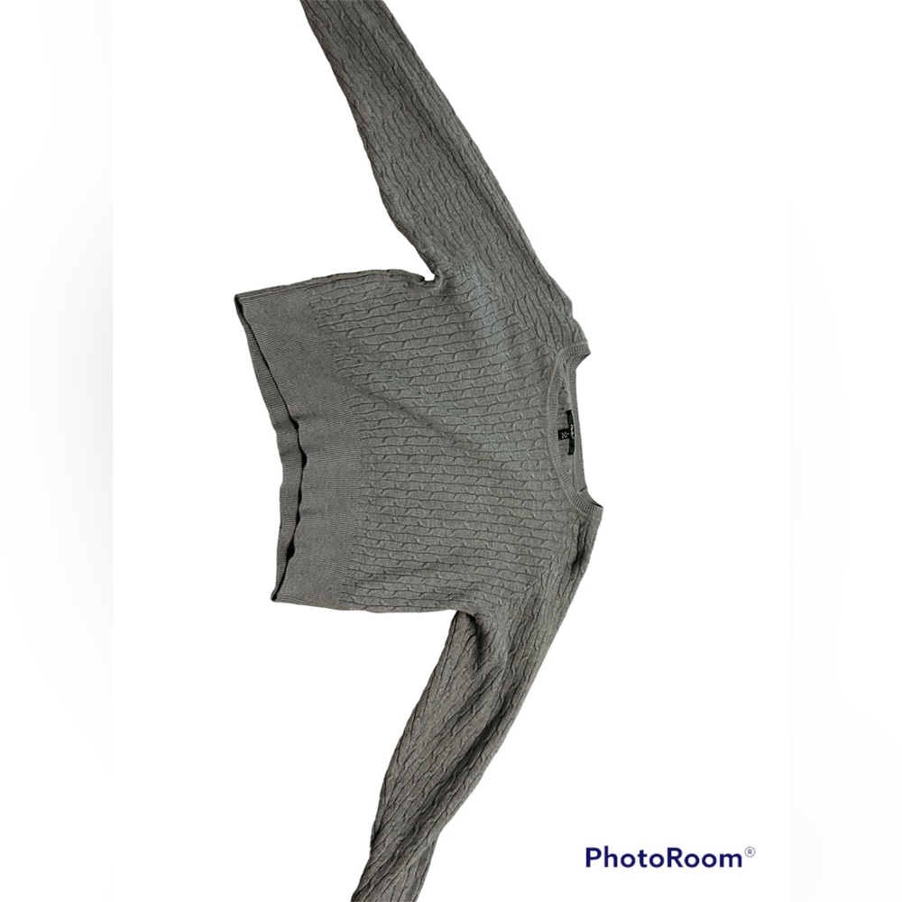 Grey sweater